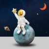 Fototapeta z motywem kosmonauty na tle nieba w zdecydowanych kolorach W Kosmosie - zdjęcie numer 2